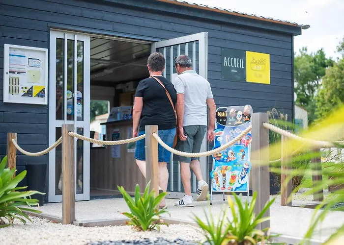 Mobilehome Evasion 51 *